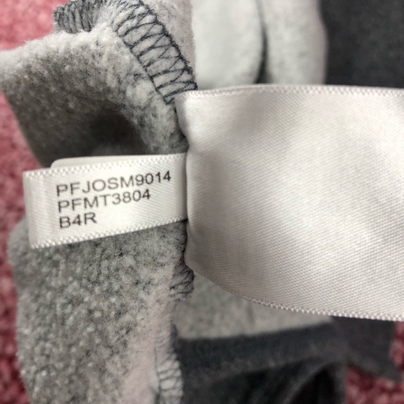 Women’s Calvin Klein Sweater - Picture 5 of 6